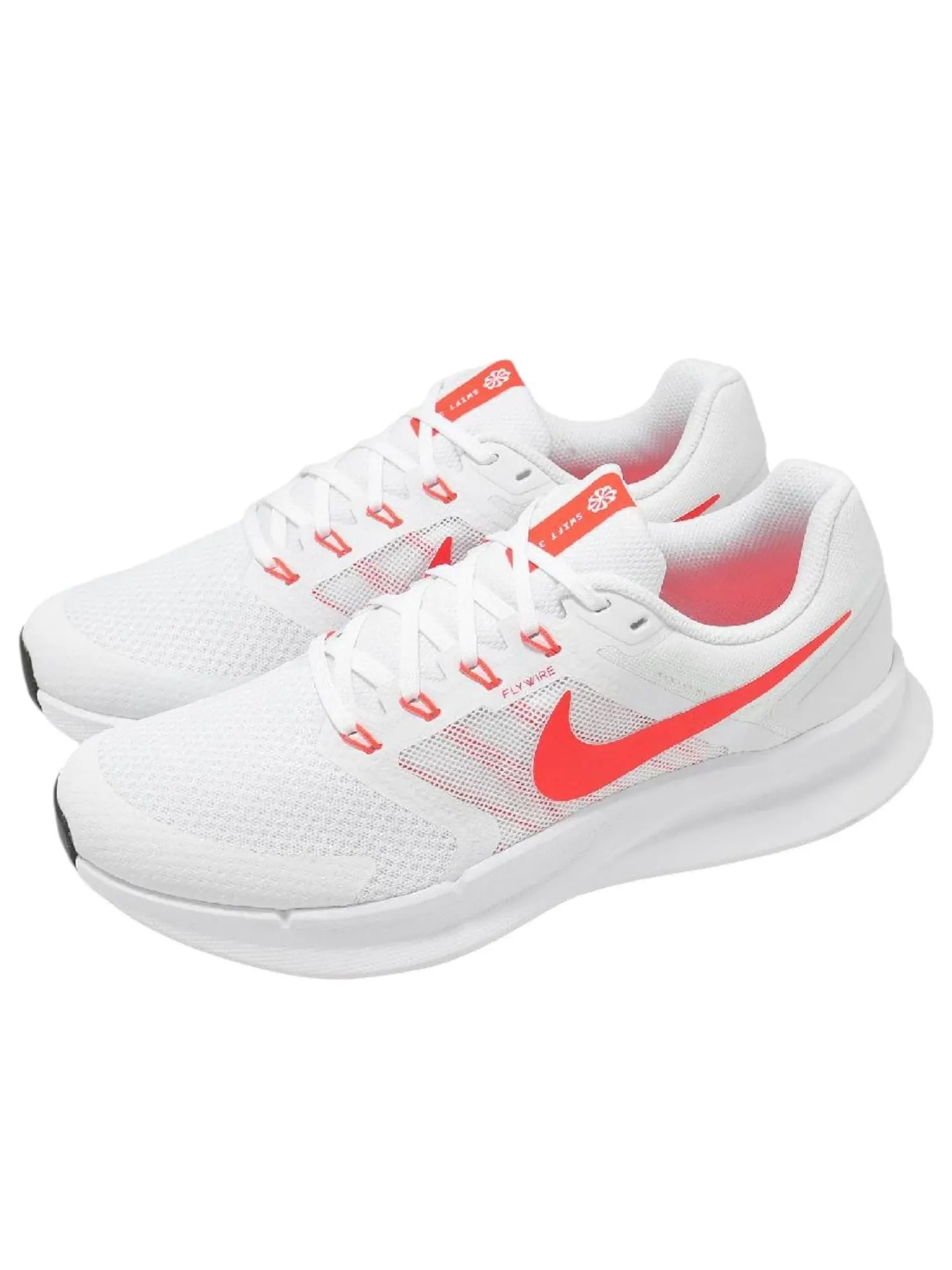 Кроссовки Nike Run Swift 3 'White Red' — изображение 2 из 4, белый