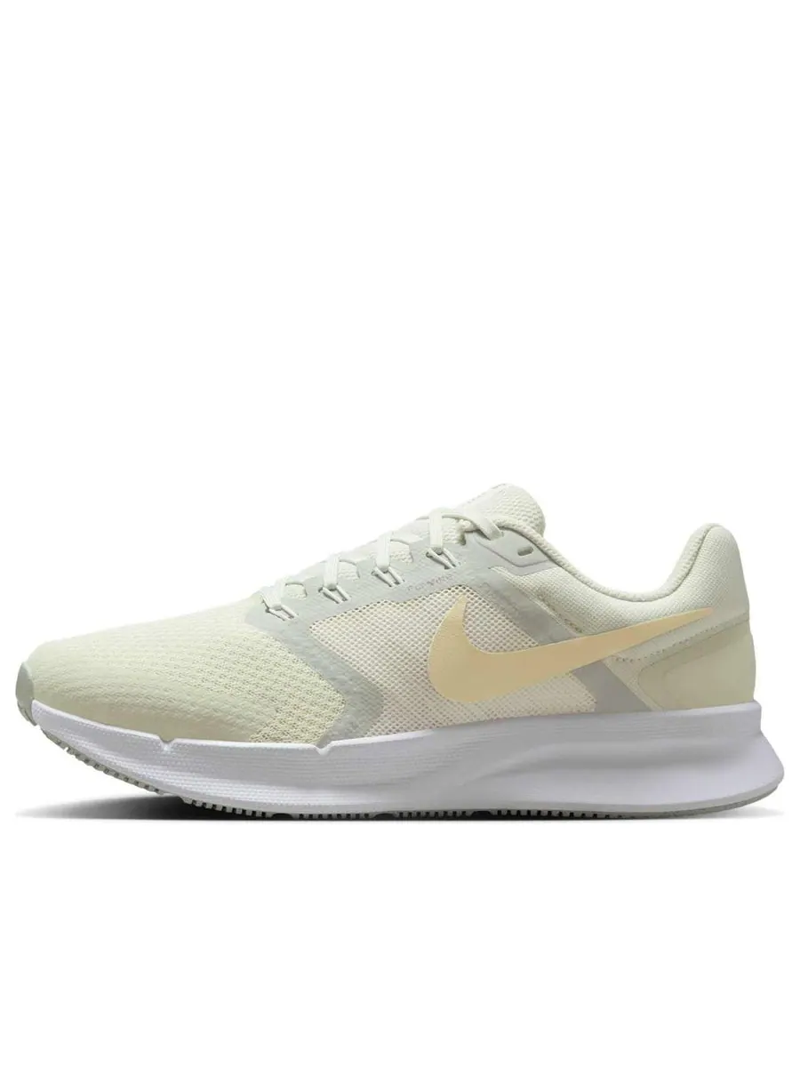 Кроссовки (WMNS) Nike Run Swift 3 'Light Green Yellow' — изображение 1 из 6, зеленый