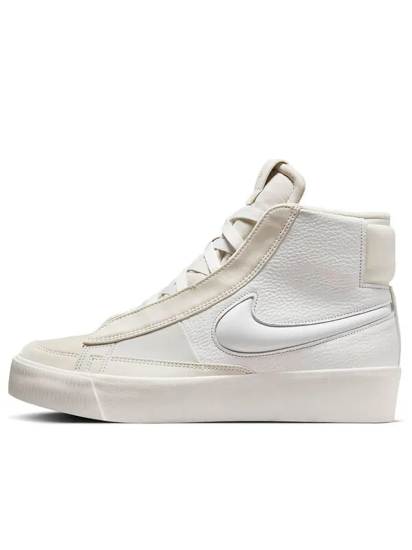 Кроссовки блейзер середина победа Nike — изображение 1 из 4, белый