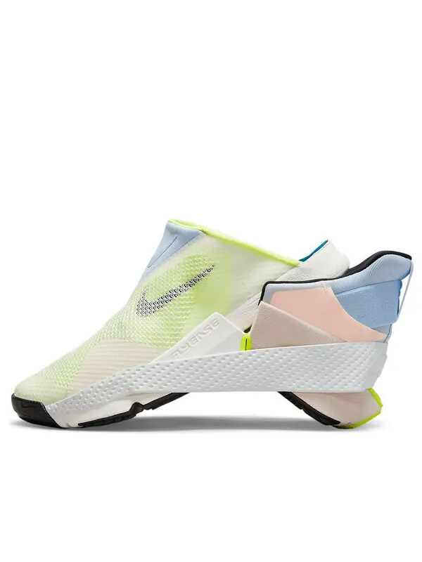 Кроссовки летят Nike — изображение 1 из 4, зеленый/розовый