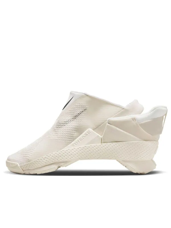 Кроссовки летят Nike — изображение 1 из 4