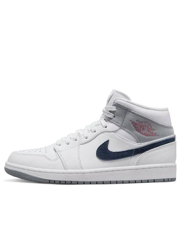 Кроссовки 1 средние Air Jordan — изображение 1 из 4