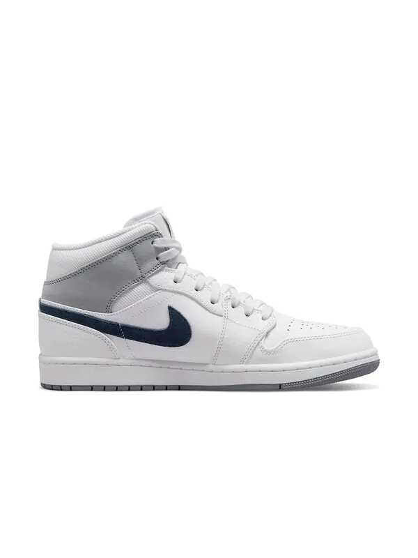Кроссовки 1 средние Air Jordan — изображение 2 из 4