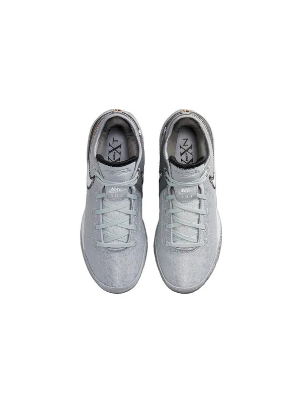 Кроссовки Nike Zoom LeBron NXXT Gen 'Wolf Grey Metallic Gold' — изображение 4 из 4