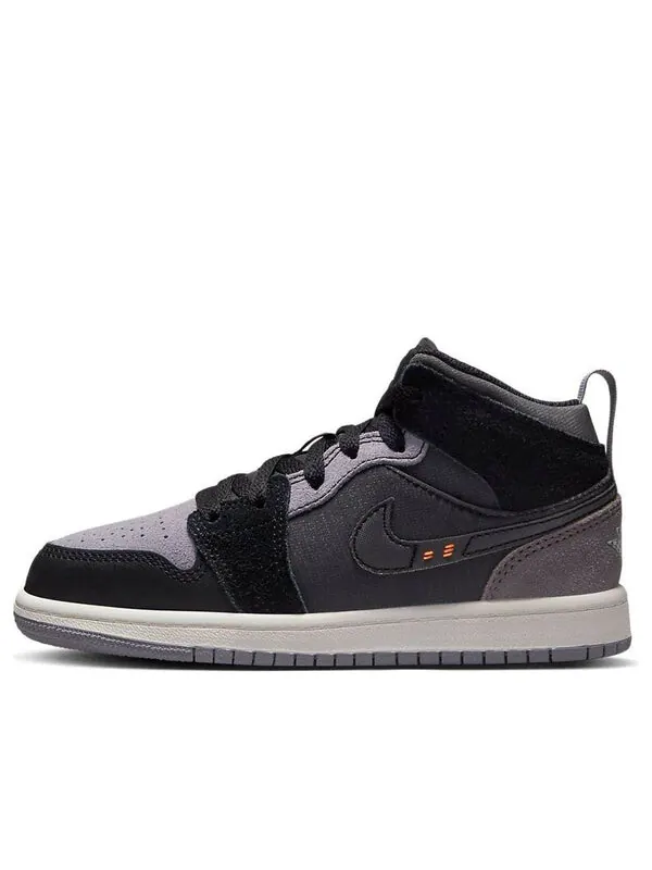 Кроссовки 1 средний размер Air Jordan — изображение 1 из 4