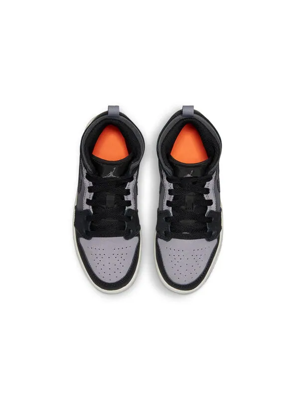 Кроссовки 1 средний размер Air Jordan — изображение 4 из 4