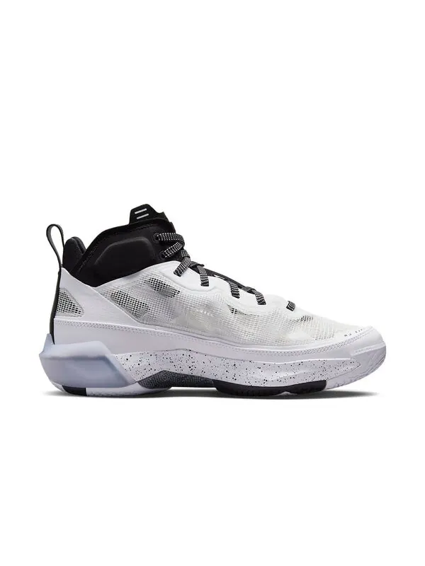 Кроссовки 37 пф Air Jordan — изображение 2 из 4, белый