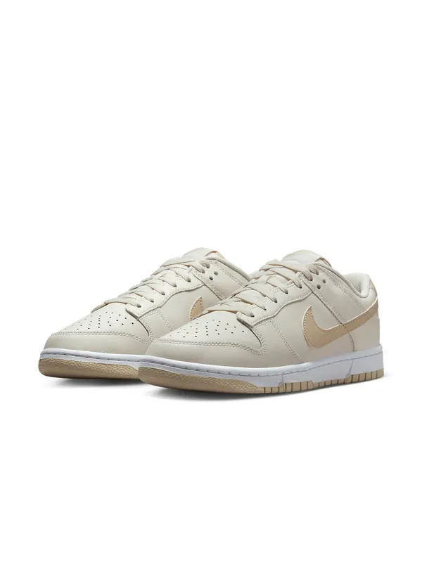 Кроссовки dunk low 'light bone tan' Nike — изображение 2 из 4, белый