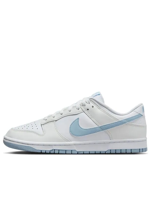 Кроссовки данк лоу Nike — изображение 1 из 4