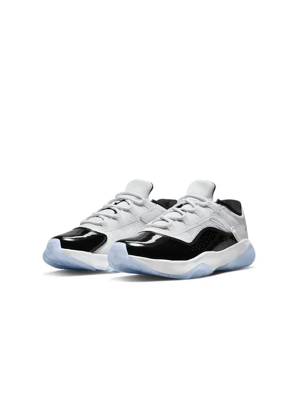 Кроссовки 11 комфорт низкие Air Jordan — изображение 3 из 4, черный/белый