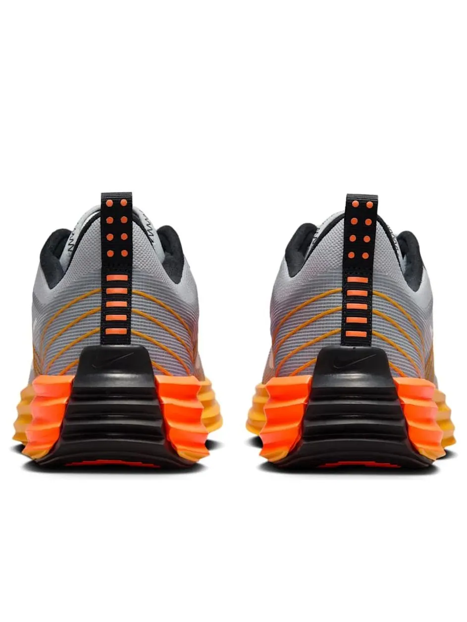 Кроссовки Nike Lunar Roam 'Wolf Grey Total Orange' — изображение 3 из 6, серый