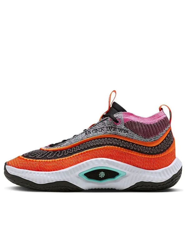 Кроссовки космическое единство 3 эп. Nike — изображение 1 из 4
