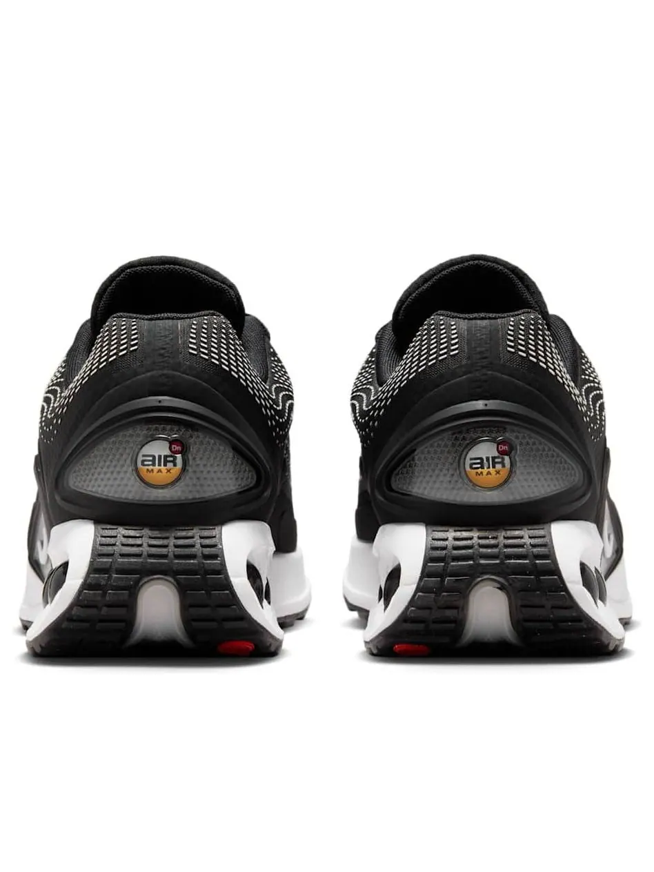 Кроссовки Nike Air Max Dn 'Black Wolf Grey White' — изображение 5 из 6, черный/серый/белый