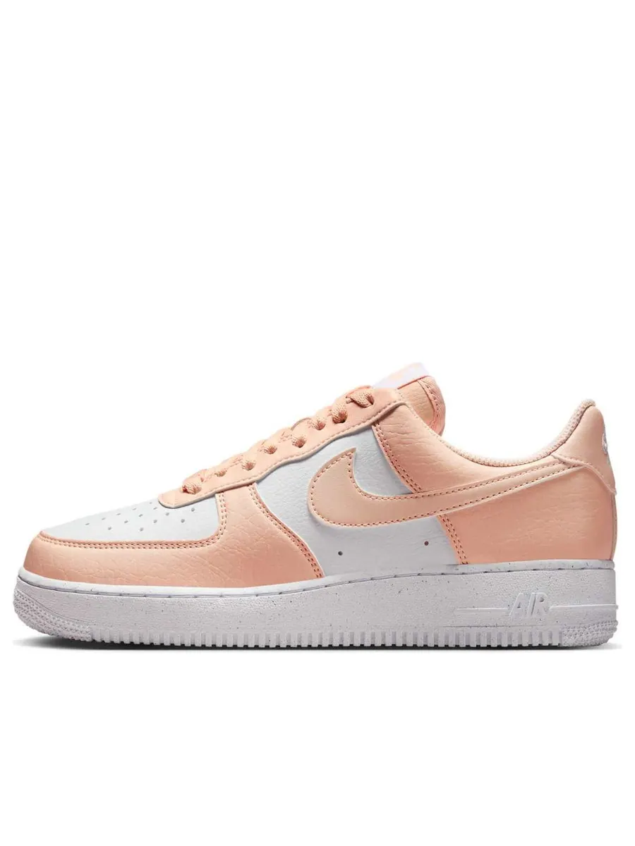 Кроссовки (WMNS) Nike Air Force 1 '07 Next Nature 'White Washed Coral' — изображение 1 из 6, белый