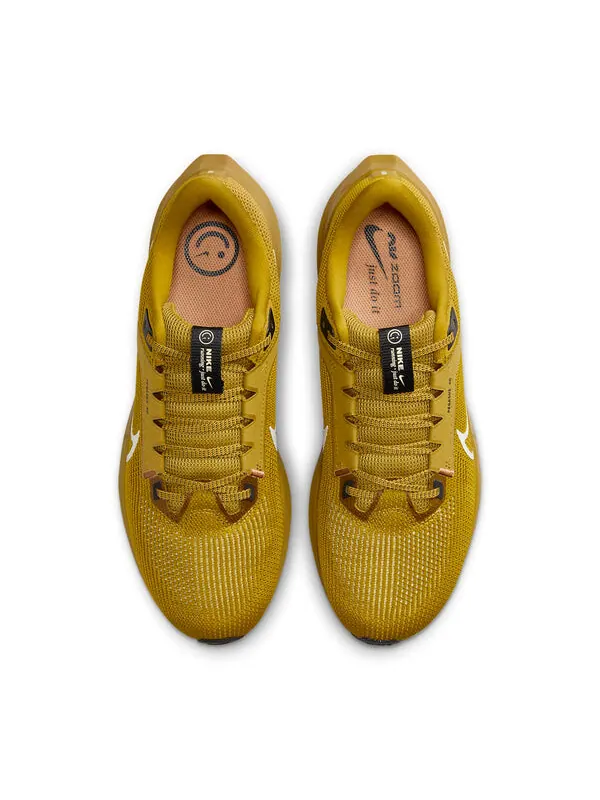 Кроссовки air zoom pegasus 40 'bronzine' Nike — изображение 4 из 4, черный/оливковый