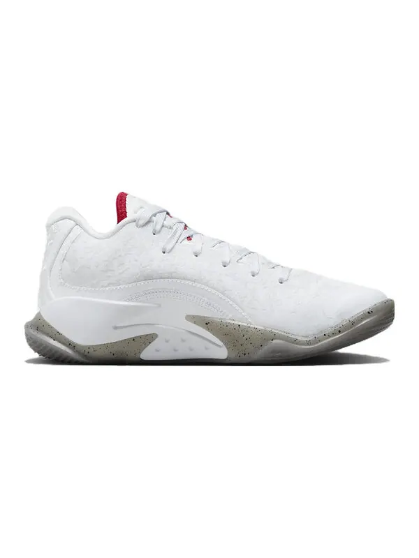 Кроссовки сион 3 Air Jordan — изображение 2 из 4