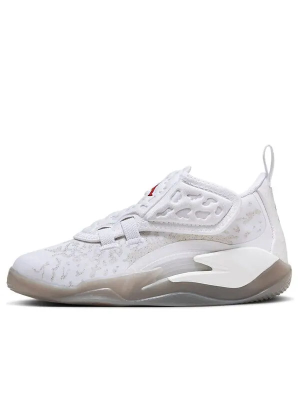 Кроссовки сион 3 Air Jordan — изображение 1 из 4