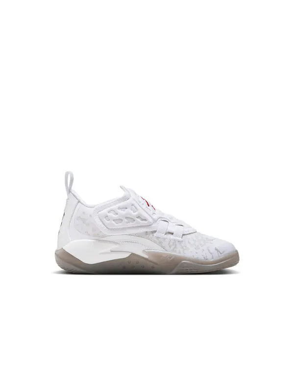 Кроссовки сион 3 Air Jordan — изображение 2 из 4