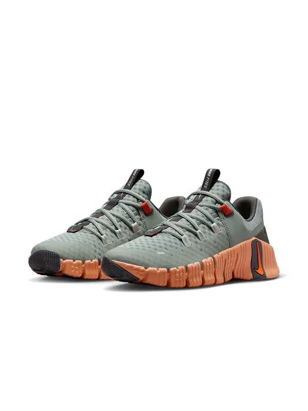 Кроссовки free metcon 5 'mica green campfire orange' Nike — изображение 3 из 4