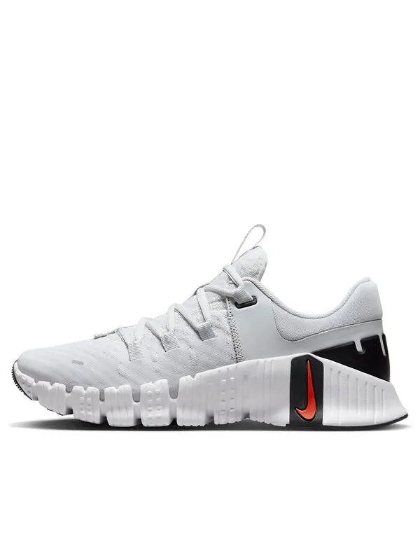 Кроссовки free metcon 5 'photon dust picante red' Nike — изображение 1 из 4, красный