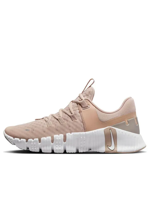 Кроссовки Nike Metcon 5 — изображение 1 из 4
