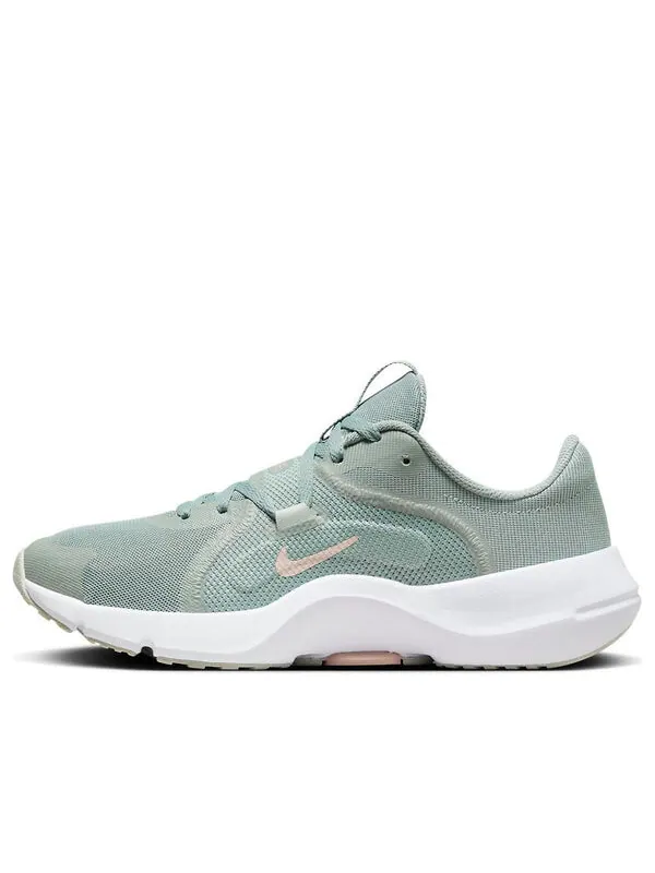 Кроссовки в сезоне tr 13 Nike — изображение 1 из 4