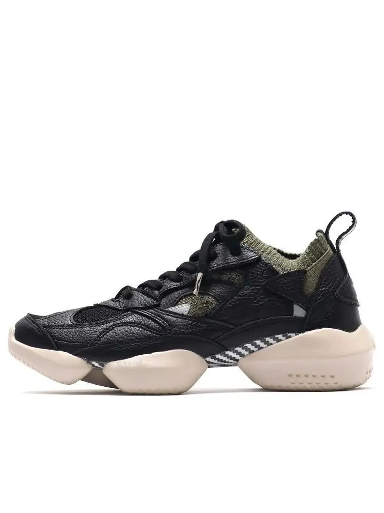 Беговые кроссовки Reebok General 'Black Green' — изображение 1 из 5, черный