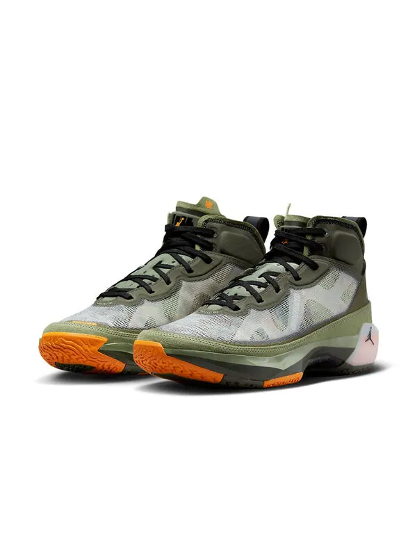 Кроссовки Undefeated x 37 sp Air Jordan — изображение 3 из 4, оливковый/оранжевый/хаки
