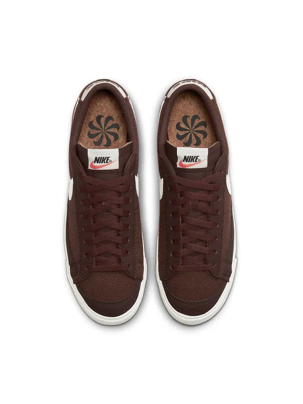 Кроссовки blazer low '77 premium 'earth' Nike — изображение 4 из 4, черный
