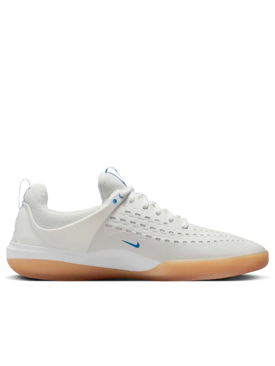 Кроссовки Nike SB Zoom Nyjah 3 'Summit White Photo Blue' — изображение 2 из 6, бежевый