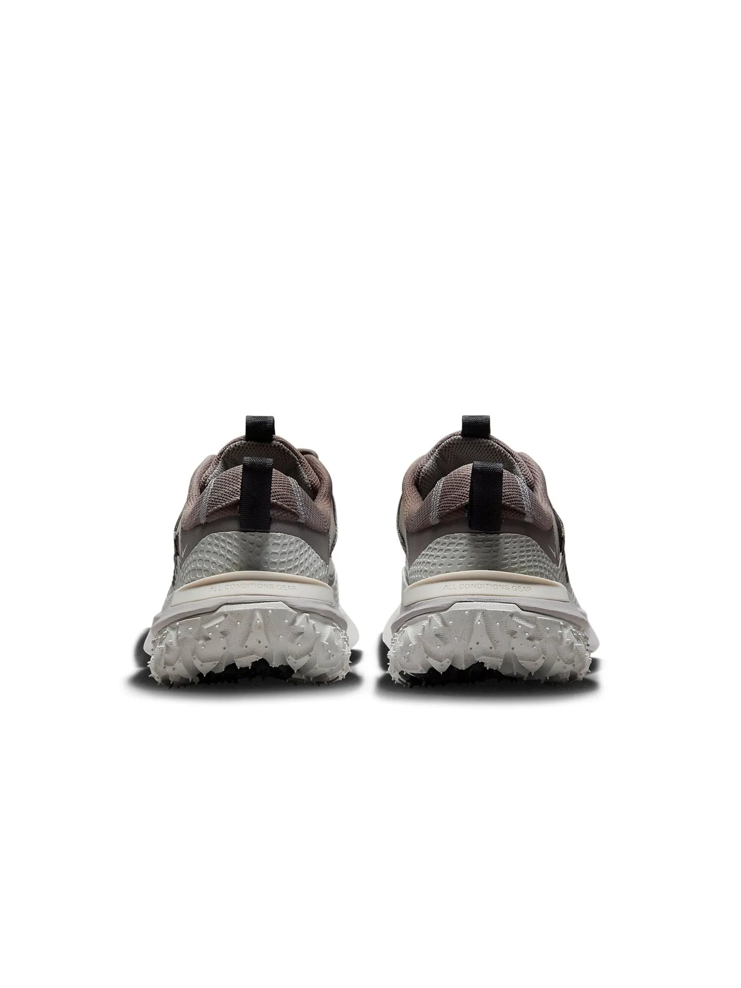 Кроссовки Nike ACG Mountain Fly Low 2 'Light Iron Ore' — изображение 4 из 5, серый металл