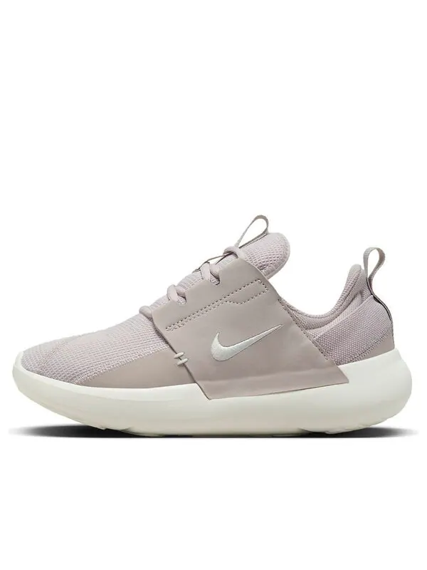 Кроссовки e series реклама Nike — изображение 1 из 4