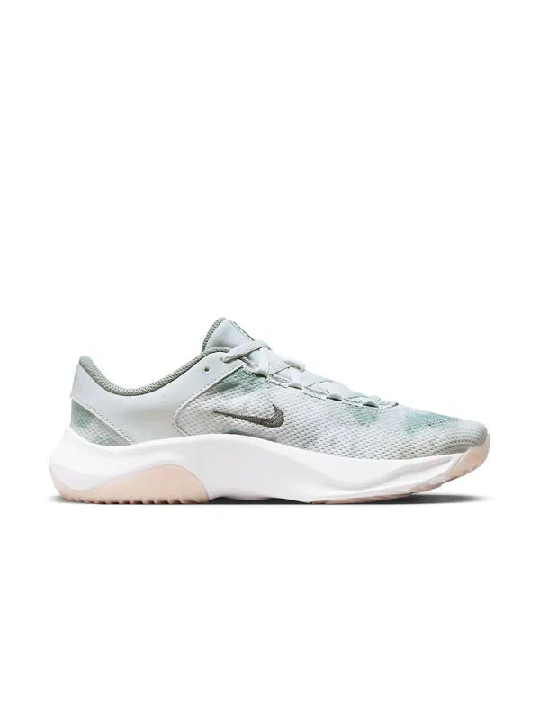 Кроссовки legend essential 3 next nature premium Nike — изображение 2 из 4, зеленый/белый/серый