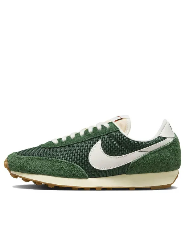 Кроссовки (WMNS) Nike DBreak Vintage 'Fir Coconut Milk' — изображение 1 из 4, коричневый