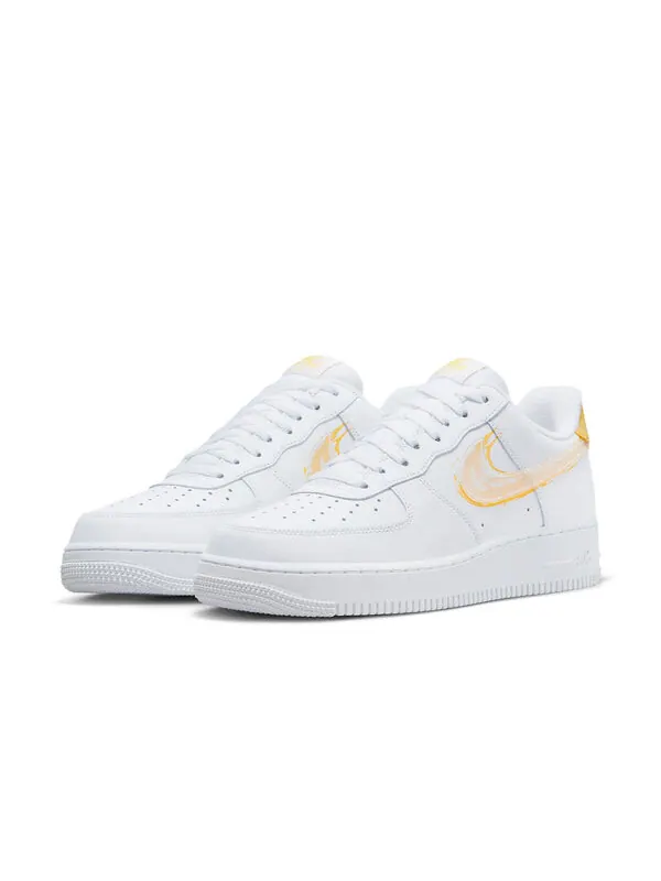 Кроссовки air force 1 '07 'brushstroke - white solar flare' Nike — изображение 3 из 4, белый/оранжевый