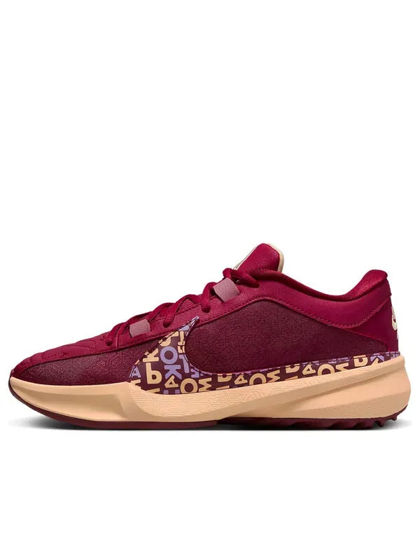 Кроссовки zoom freak 5 'alphabet bros' Nike — изображение 1 из 4, красный