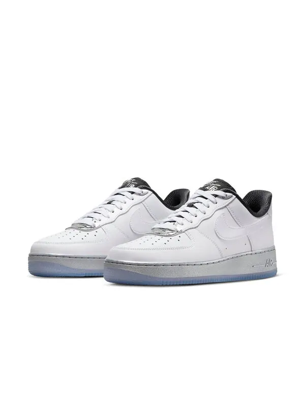 Кроссовки женские Nike Air force 1 кожаные с перфорацией — изображение 3 из 4