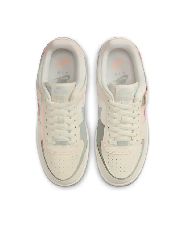 Кроссовки air force 1 shadow 'coconut milk crimson tint' Nike — изображение 3 из 4, светлый серебристый