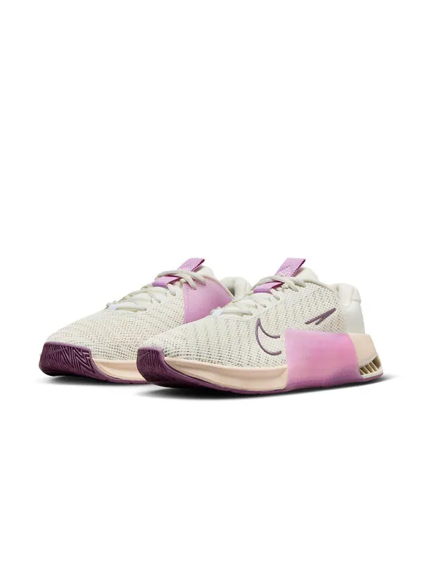 Кроссовки metcon 9 'sail violet dust' Nike — изображение 2 из 4, белый---фиолетовый