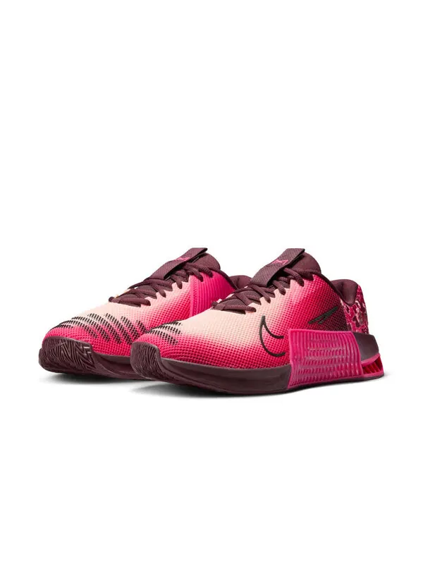 Кроссовки metcon 9 amp 'burgundy crush beetroot' Nike — изображение 3 из 4