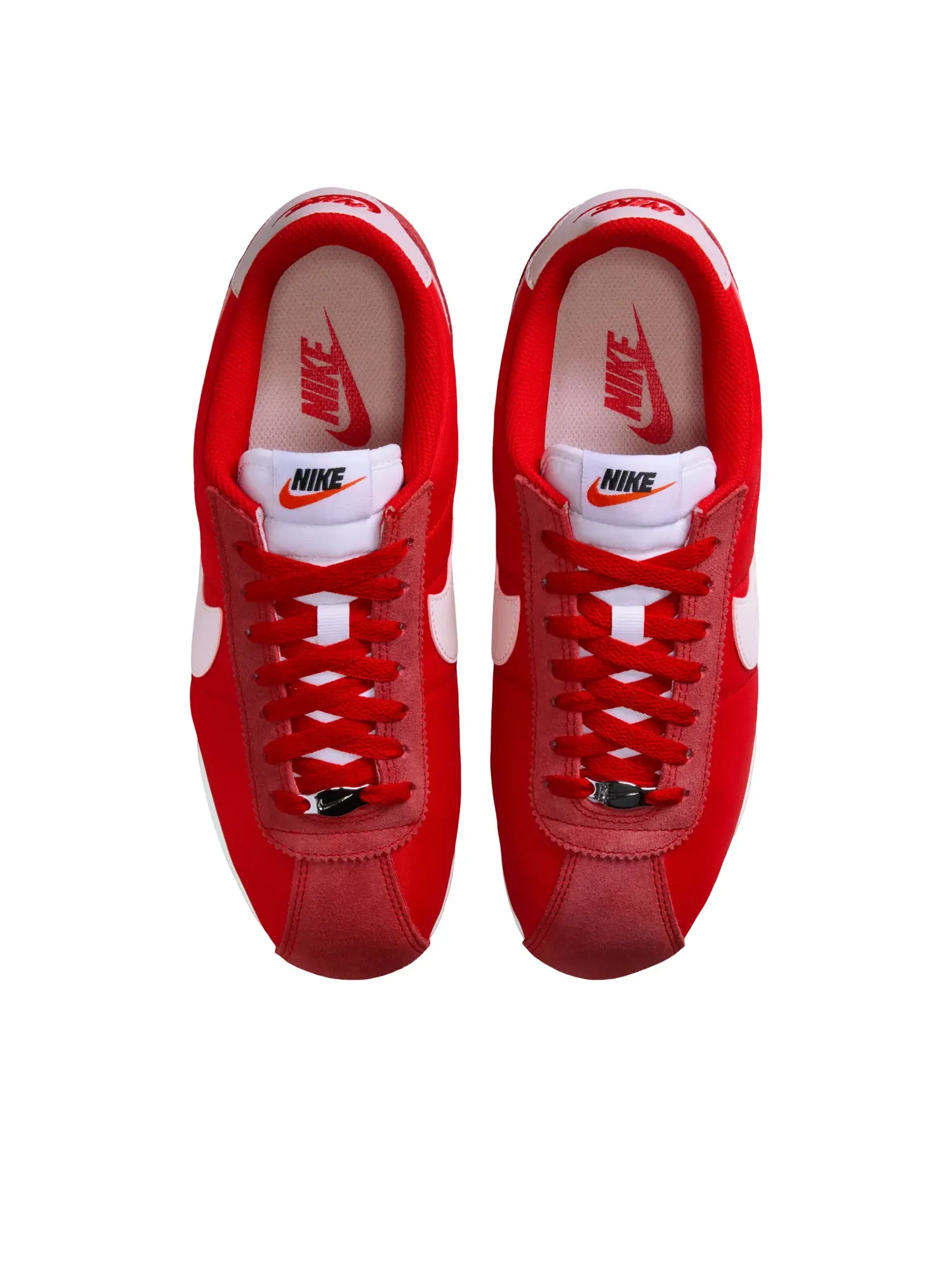 Кроссовки (WMNS) Nike Cortez Textile 'University Red White Silt Red' — изображение 2 из 6, красный