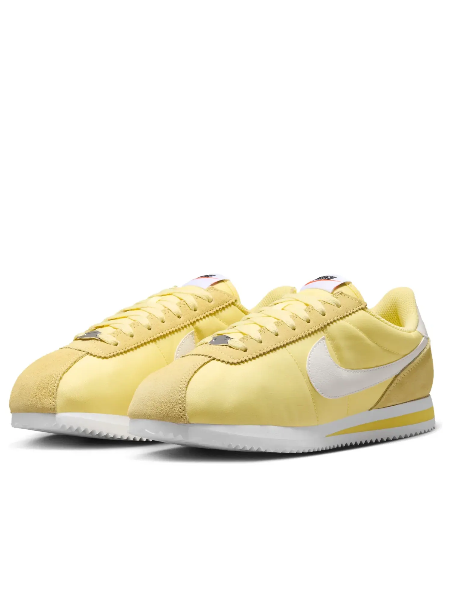 Кроссовки Nike Cortez Textile 'Soft Yellow White' DZ2795-703 — изображение 4 из 6, желтый