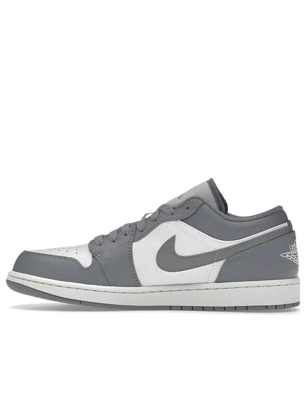 Кроссовки 1 low phantom' Air Jordan — изображение 1 из 1, серый