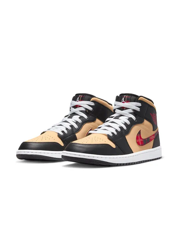 Кроссовки 1 средний размер Air Jordan — изображение 3 из 4