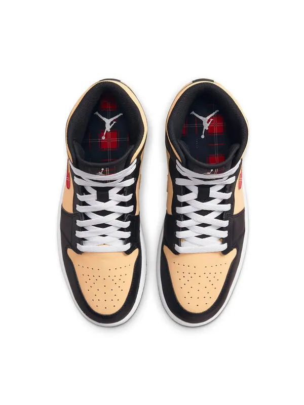 Кроссовки 1 средний размер Air Jordan — изображение 4 из 4