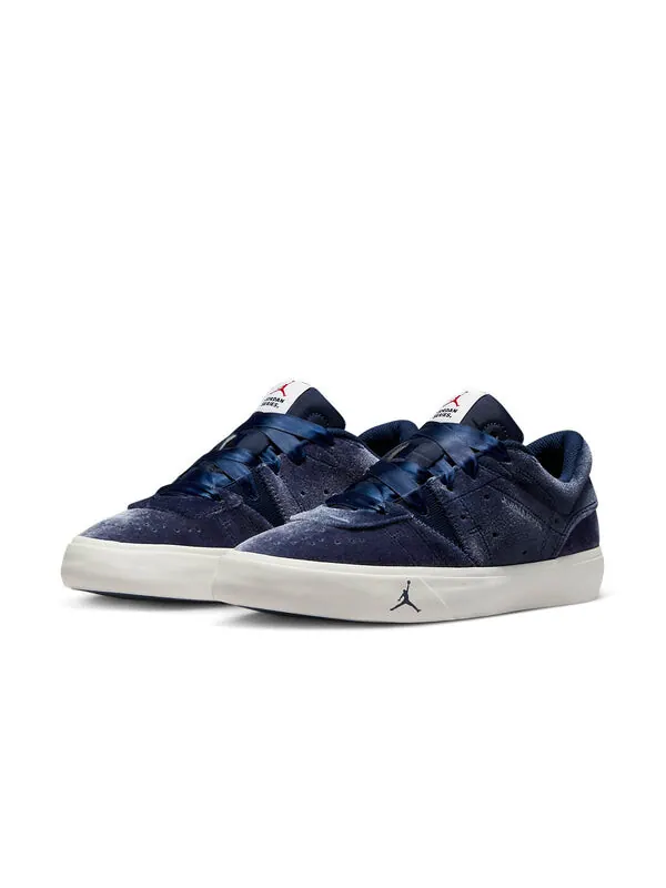 Кроссовки серия.05 se Air Jordan — изображение 3 из 4