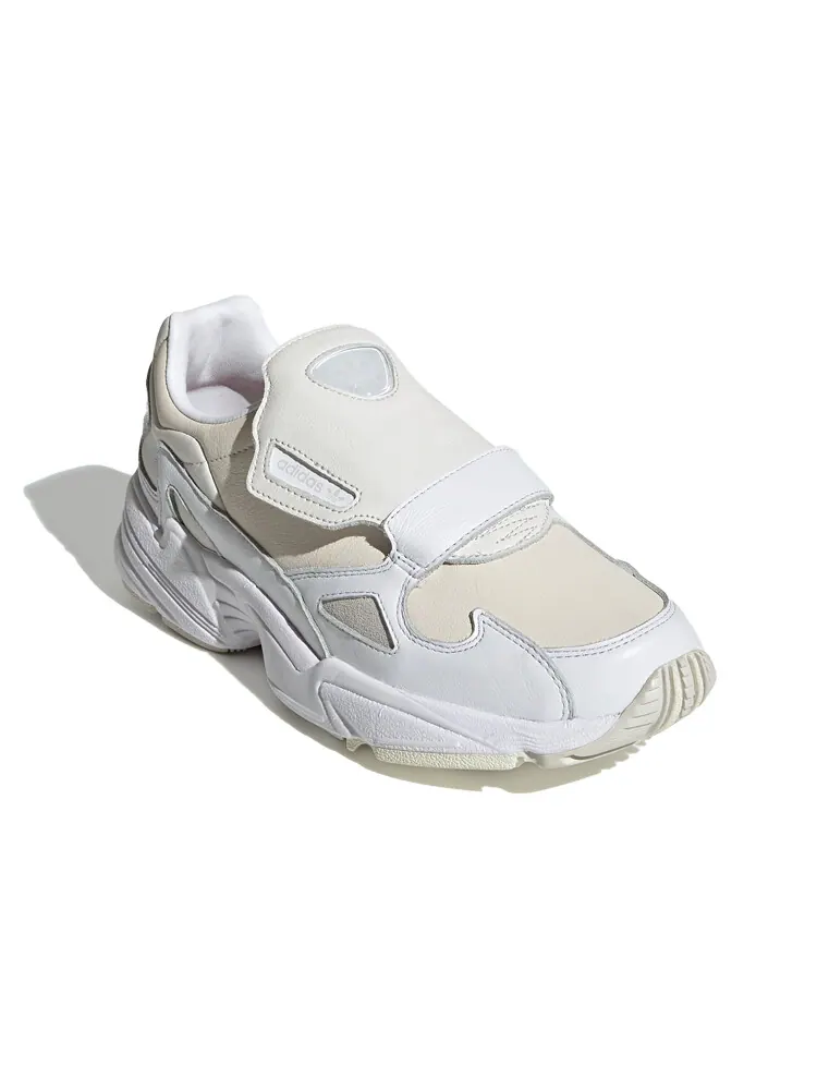 Женские кроссовки Adidas Originals Falcon — изображение 2 из 6