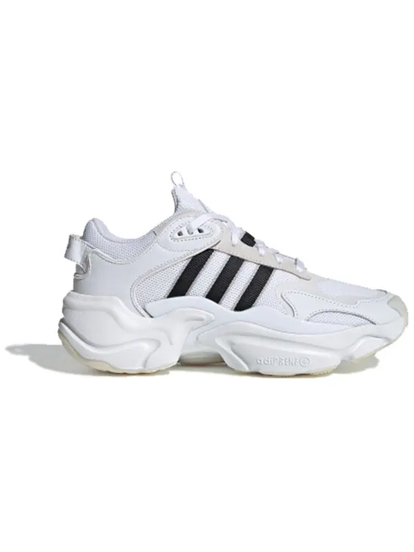 Массивные кроссовки magmur runner Adidas — изображение 2 из 4, белый