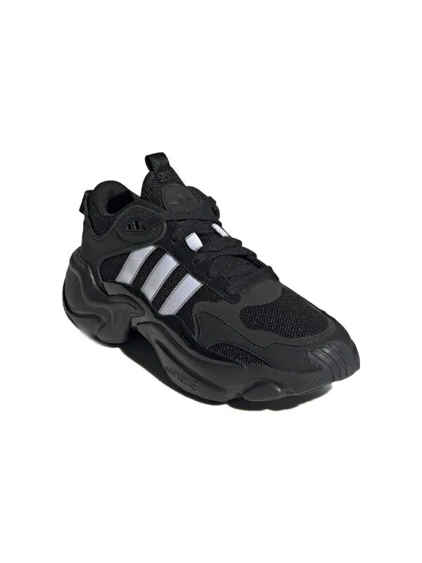 Массивные кроссовки magmur runner Adidas — изображение 2 из 4, черный/белый/серый