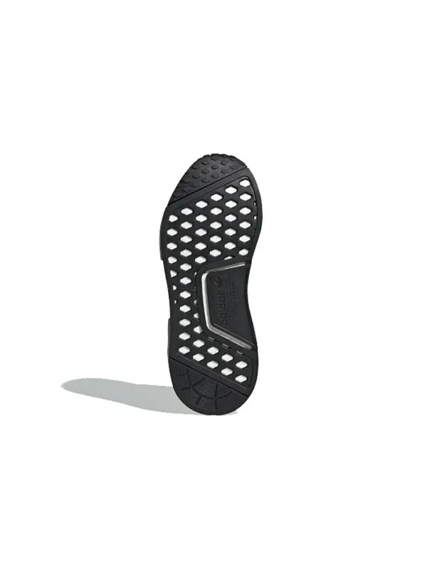 Кроссовки nmd_r1 Adidas — изображение 4 из 4, мята